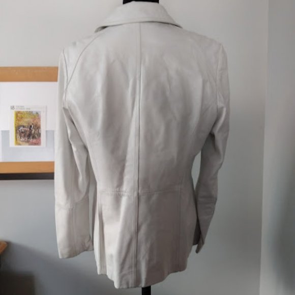 Womens White Leather Danier jacket Size large - Picture 2 of 9